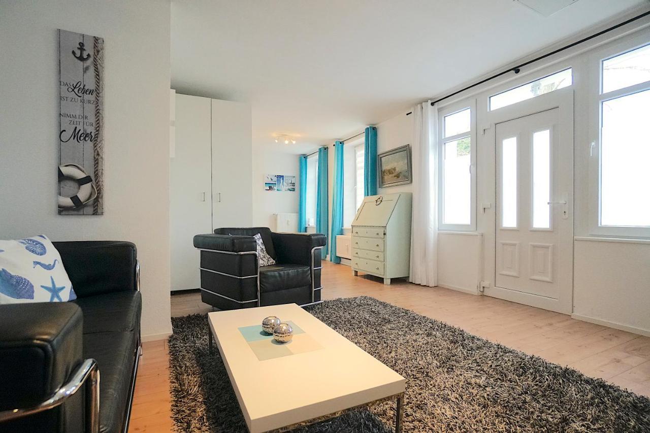 Ferienwohnung Kajuete Am Borbyer Kurpark Von Eckernfoerde Exterior photo
